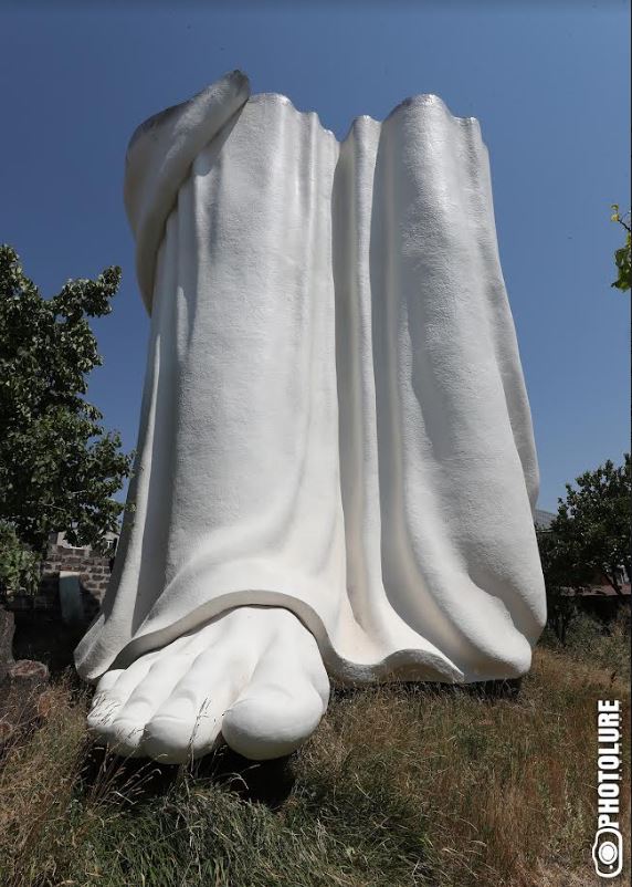 Հիսուս Քրիստոսի մոնումենտալ արձան-համալիր